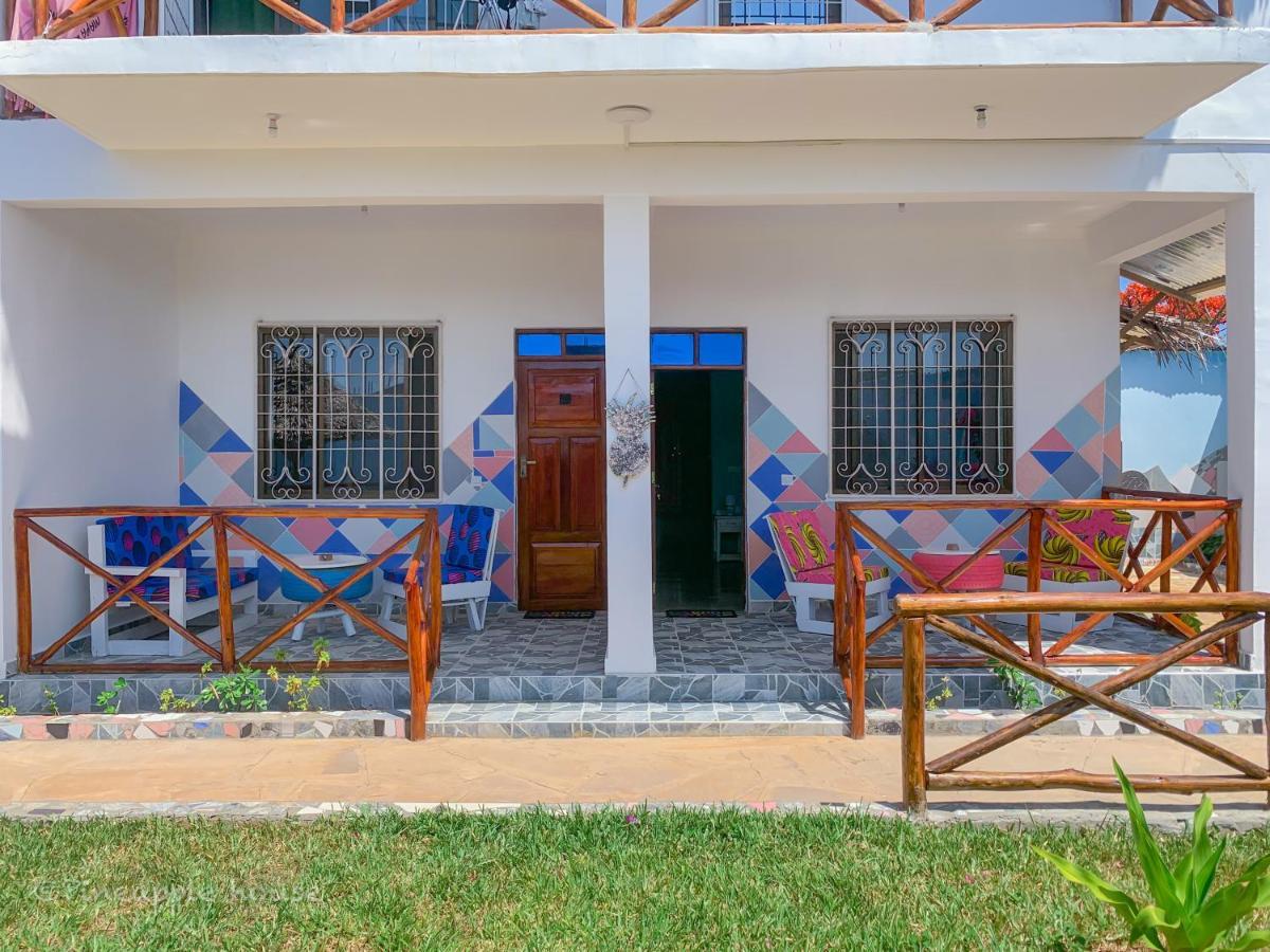 Pineapple House Bed & Breakfast Nungwi Eksteriør bilde
