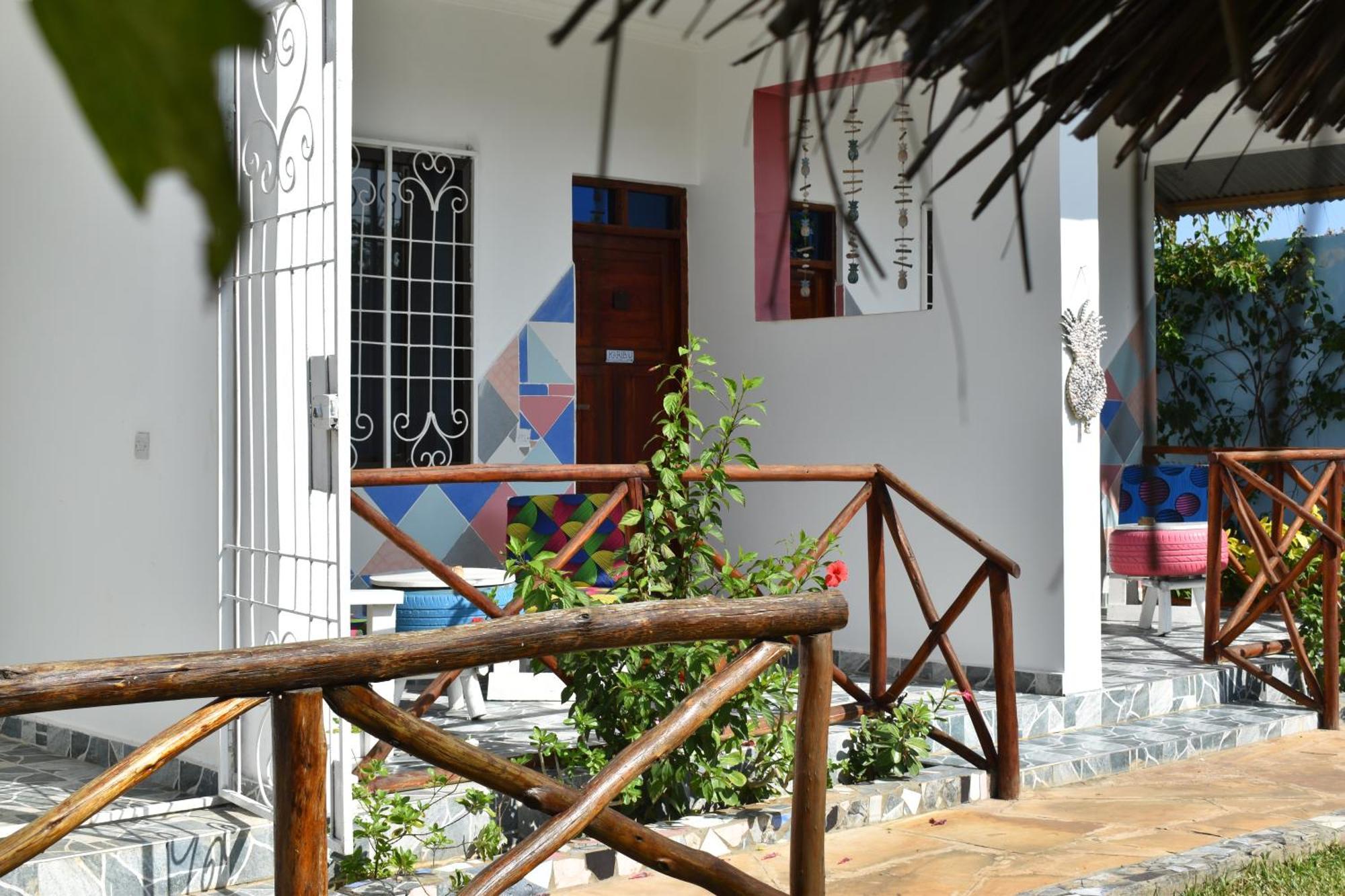 Pineapple House Bed & Breakfast Nungwi Eksteriør bilde